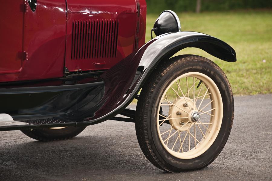  Ford Model T Roadster 1926 года  (фото 2 из 12)